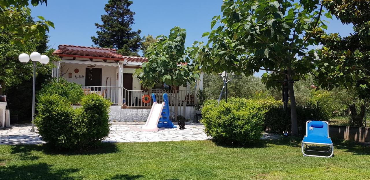 Country House By The Sea !!! Villa Karavómilos Eksteriør billede