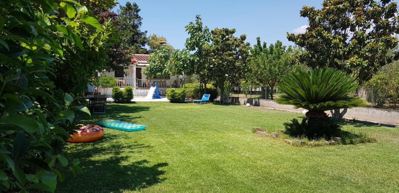 Country House By The Sea !!! Villa Karavómilos Eksteriør billede
