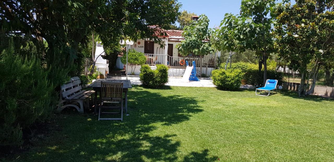Country House By The Sea !!! Villa Karavómilos Eksteriør billede