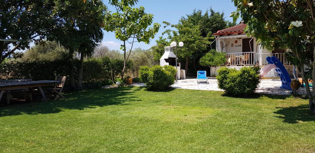 Country House By The Sea !!! Villa Karavómilos Eksteriør billede
