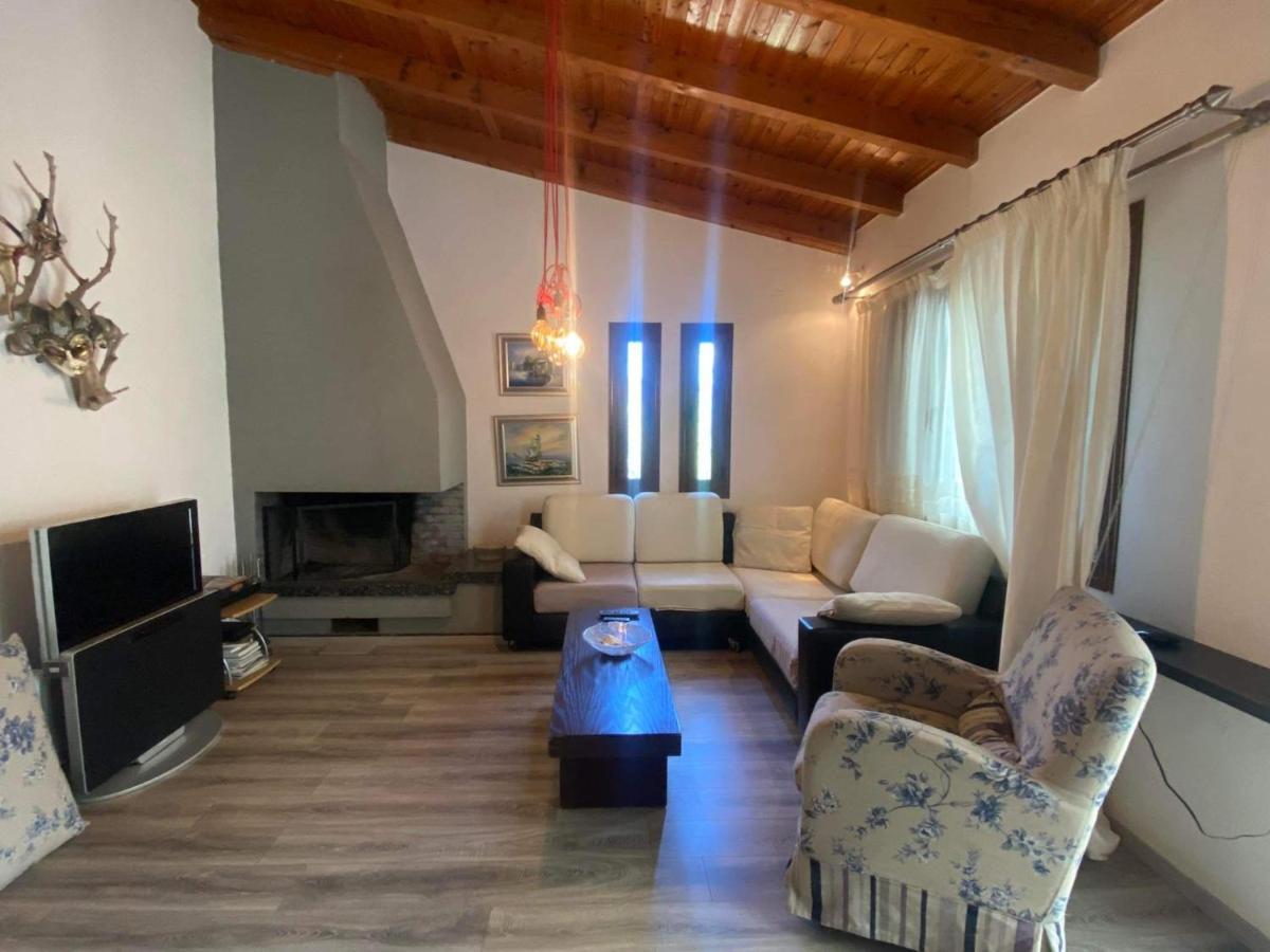Country House By The Sea !!! Villa Karavómilos Eksteriør billede